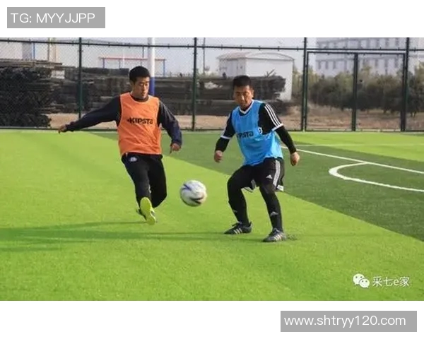 男足球明星风采展示领略他们在绿茵场上的英姿与魅力