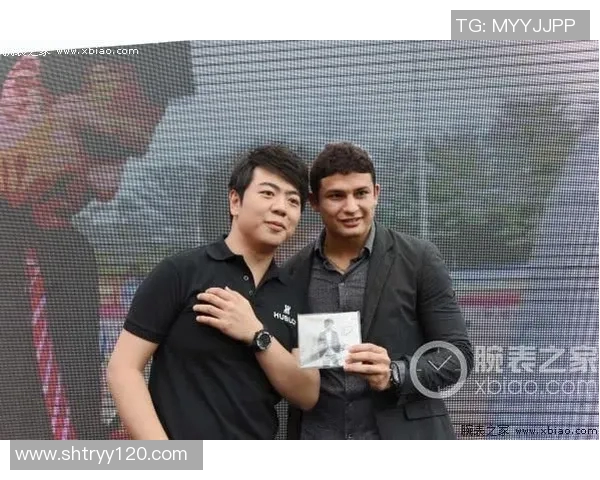 朗朗与足球明星的精彩邂逅揭秘他们的友谊与共同热爱